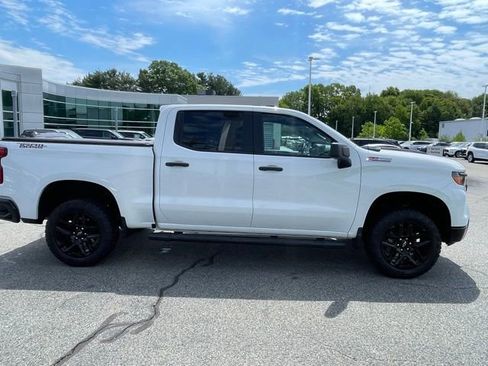Used 2024 Chevrolet Silverado 1500 Custom Trail Boss AWD/4WD image 4