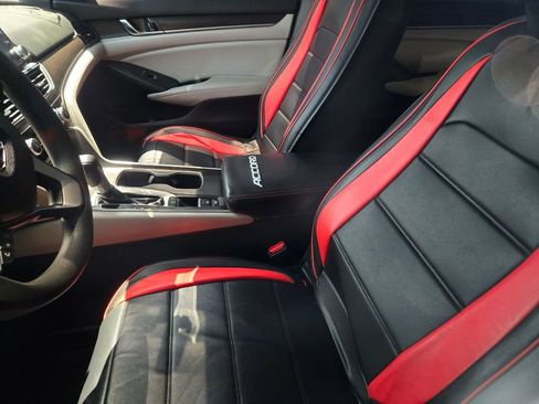 Used 2018 Honda Accord EX image 3
