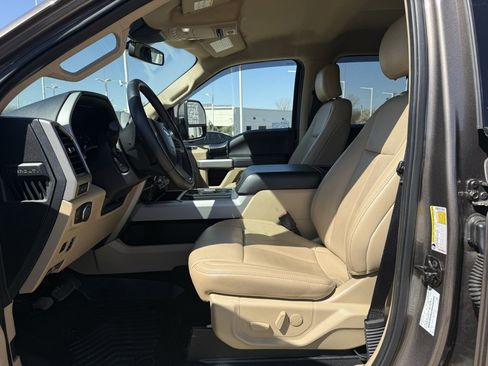 Used 2020 Ford F250 Lariat w/ Lariat Ultimate Package image 16