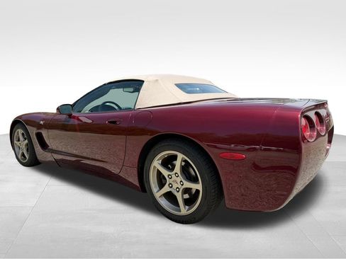 Used 2003 Chevrolet Corvette Convertible w/ Preferred Equipment Group1 RWD image 4