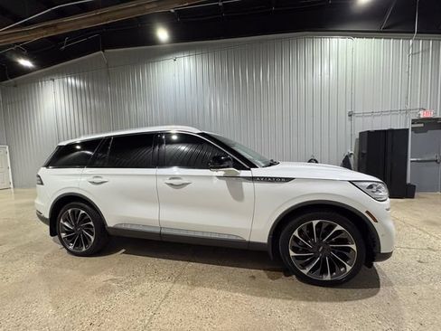 Used 2021 Lincoln Aviator Reserve w/ Equipment Group 202A AWD/4WD image 5