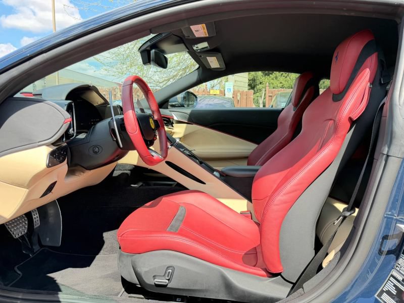Used 2024 Ferrari Roma RWD image 13