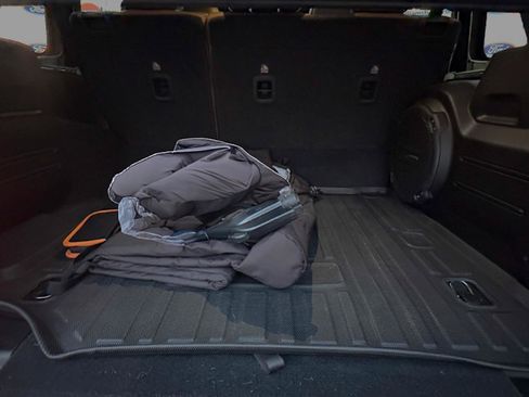 Used 2022 Jeep Wrangler Unlimited Sahara w/ Cold Weather Group image 6