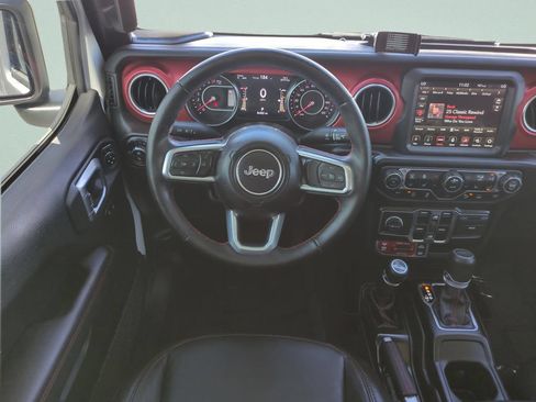 Used 2022 Jeep Gladiator Rubicon w/ LED Lighting Group AWD/4WD image 12