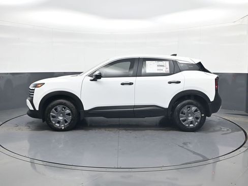 New 2026 Nissan Kicks S image 4