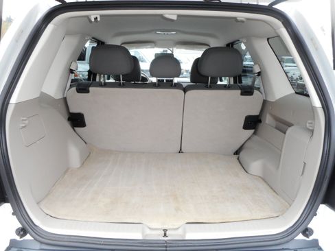 Used 2009 Ford Escape 4WD Hybrid image 22