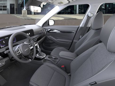 New 2026 Kia Seltos S AWD/4WD image 18