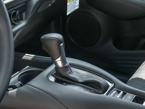 New 2026 Honda HR-V LX image 18