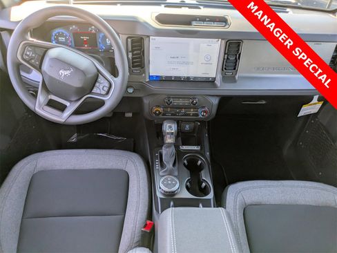 New 2025 Ford Bronco 4-Door image 16