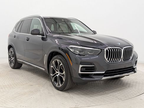 Certified 2022 BMW X5 sDrive40i w/ Luxury Seating Package image 7
