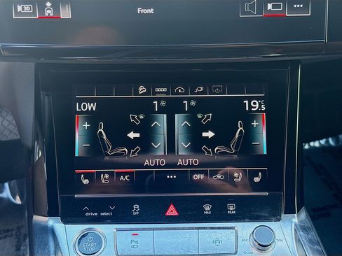 Used 2022 Audi e-tron Premium Plus w/ Premium Plus Package image 15