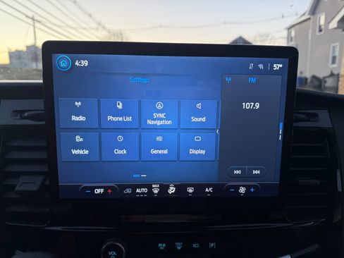 Used 2023 Ford Transit 350 XLT RWD image 31
