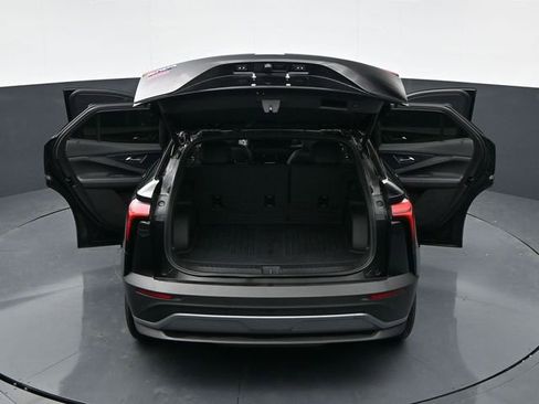 Used 2025 Chevrolet Blazer EV LT FWD image 43