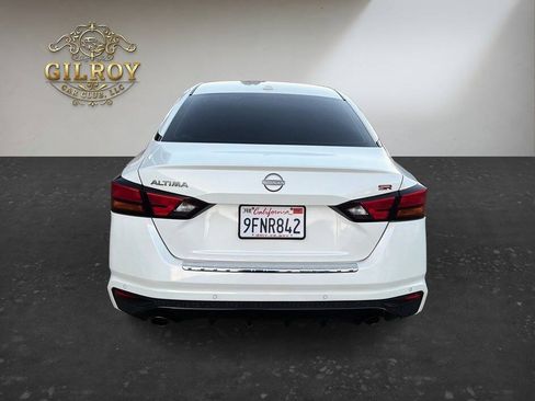 Used 2023 Nissan Altima 2.5 SR w/ SR Premium Package FWD image 16