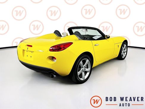 Used 2007 Pontiac Solstice Convertible w/ Premium Package image 7