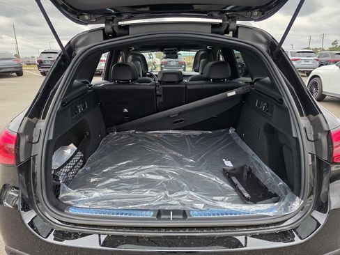New 2026 Mercedes-Benz GLC 300 4MATIC image 9