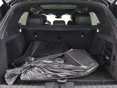 Certified 2025 Land Rover Range Rover Sport SE AWD/4WD image 17