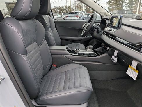 New 2026 Mitsubishi Outlander SE image 34