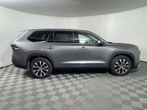 New 2026 Toyota Grand Highlander AWD Hybrid image 8