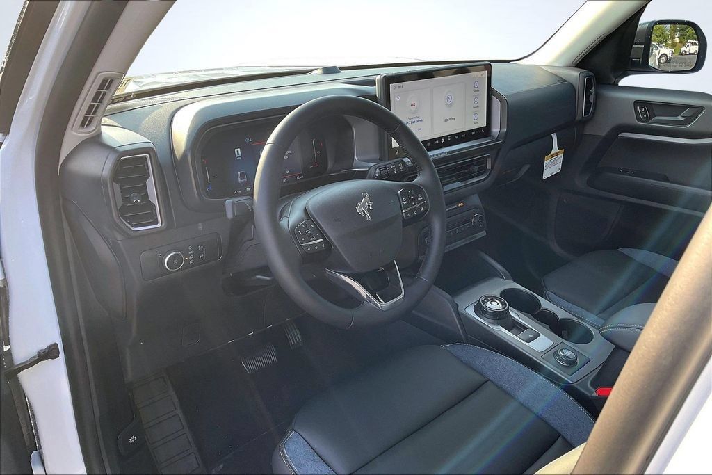 New 2026 Ford Bronco Sport Outer Banks AWD/4WD image 7