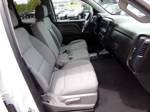 Used 2019 Chevrolet Silverado 1500 W/T w/ WT Convenience Package AWD/4WD image 23