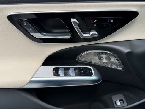 Used 2024 Mercedes-Benz E 350 4MATIC Sedan image 15