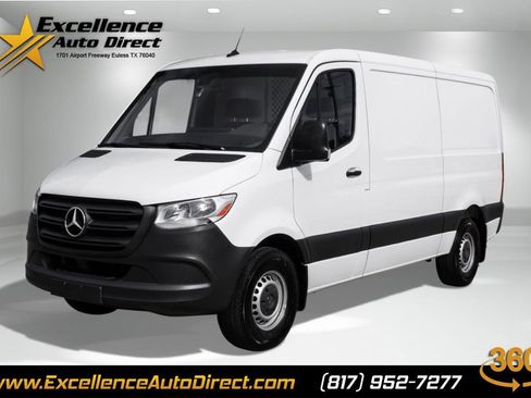 Used 2024 Mercedes-Benz Sprinter 2500 image 1