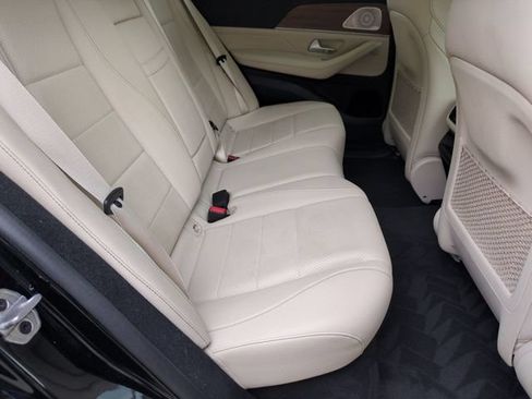 Used 2024 Mercedes-Benz GLE 350 4MATIC image 17