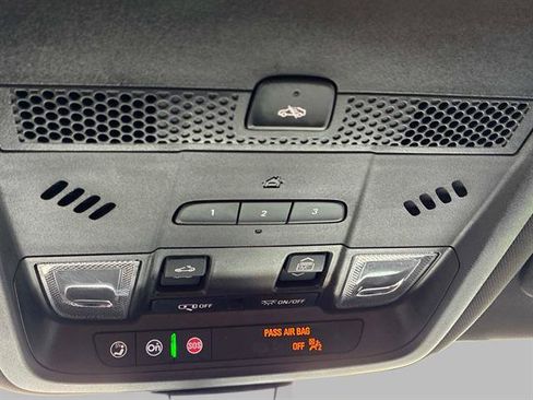 Used 2020 Cadillac XT6 Sport image 42