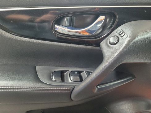 Used 2017 Nissan Rogue Sport SL w/ SL Premium Package AWD/4WD image 27
