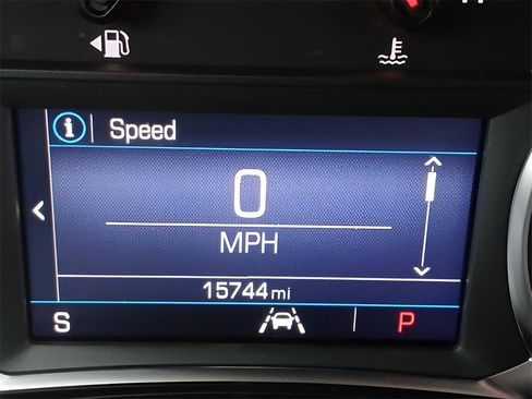 Used 2023 GMC Terrain SLE w/ Driver Convenience Package image 13