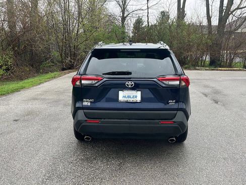 Used 2025 Toyota RAV4 XLE image 4