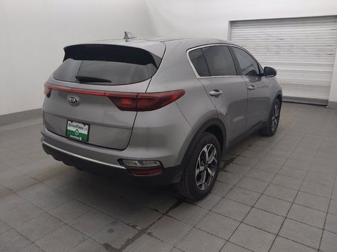 Used 2022 Kia Sportage LX AWD/4WD image 9