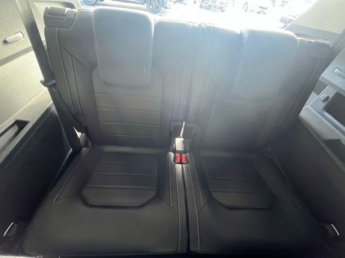 Certified 2021 Volkswagen Atlas SEL Premium image 29