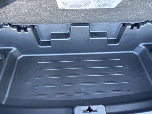 Used 2021 Chevrolet Traverse LT w/ LPO, 'HIT The Road' Package image 19