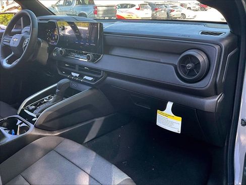 New 2026 Chevrolet Colorado W/T w/ WT Custom Package AWD/4WD image 10