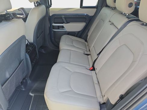 Used 2023 Land Rover Defender 110 S image 16
