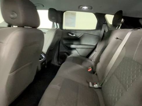 Used 2019 Chevrolet Blazer LT FWD image 17