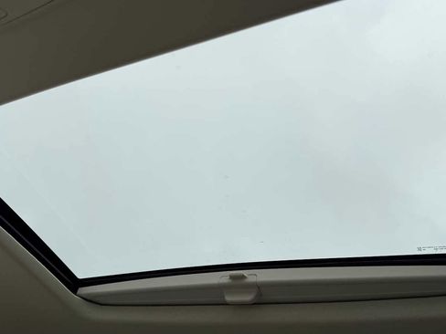 Used 2024 Buick Enclave Avenir image 29