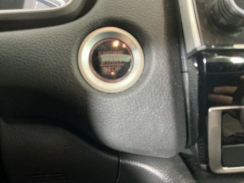 Used 2019 Honda CR-V EX-L image 23