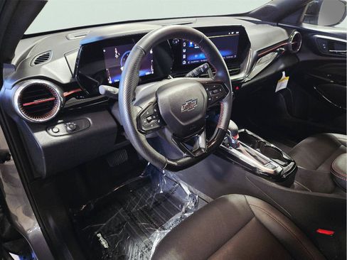 Used 2026 Chevrolet Trax RS w/ Driver Confidence Package FWD image 27
