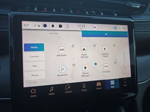 Used 2024 Jeep Grand Cherokee L Limited w/ Black Appearance Package image 24