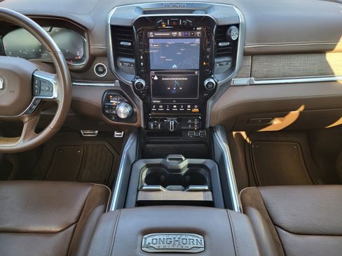 Used 2024 RAM 1500 Limited image 15