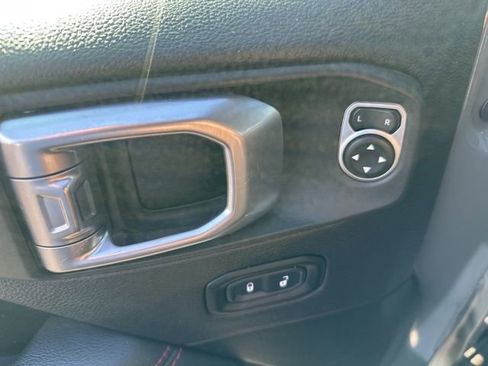 Used 2020 Jeep Wrangler Unlimited Rubicon w/ Quick Order Package 28Y Recon image 10