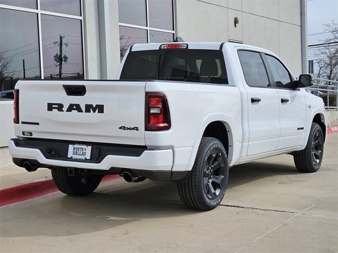 New 2026 RAM 1500 4x4 Crew Cab image 3