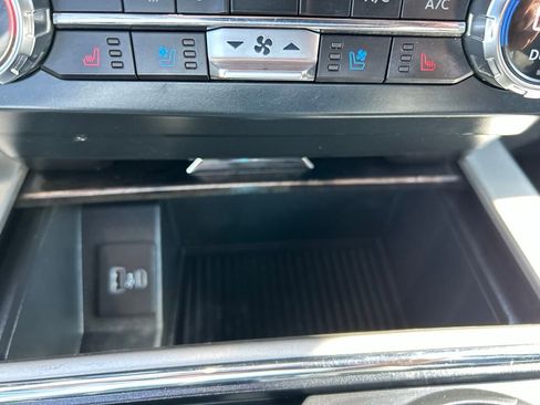 Used 2022 Ford F250 Lariat w/ Chrome Package AWD/4WD image 32