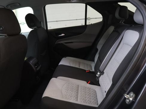 Used 2022 Chevrolet Equinox LT AWD/4WD image 14