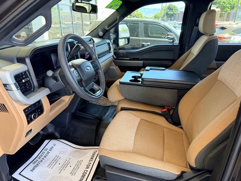 Used 2024 Ford F350 XLT w/ XLT Premium Package AWD/4WD image 5