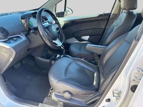 Used 2015 Chevrolet Spark LT FWD image 8