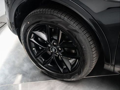 New 2025 Land Rover Discovery Sport S image 12